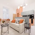 The Urban Nook Collection * Budapest